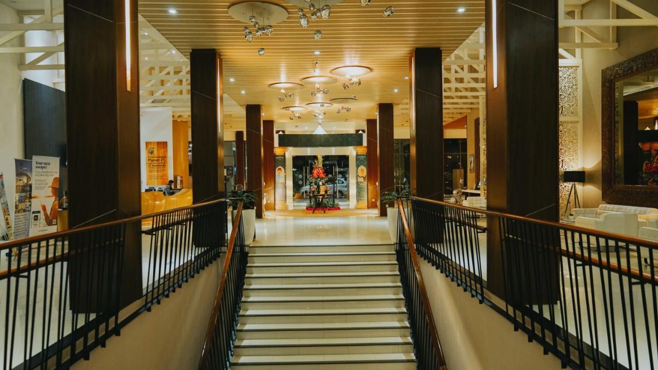 Novotel Banjarmasin Airport Banjarbaru Esterno foto