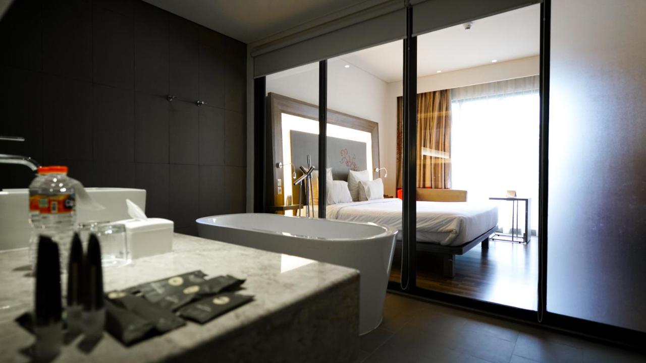 Novotel Banjarmasin Airport Banjarbaru Esterno foto