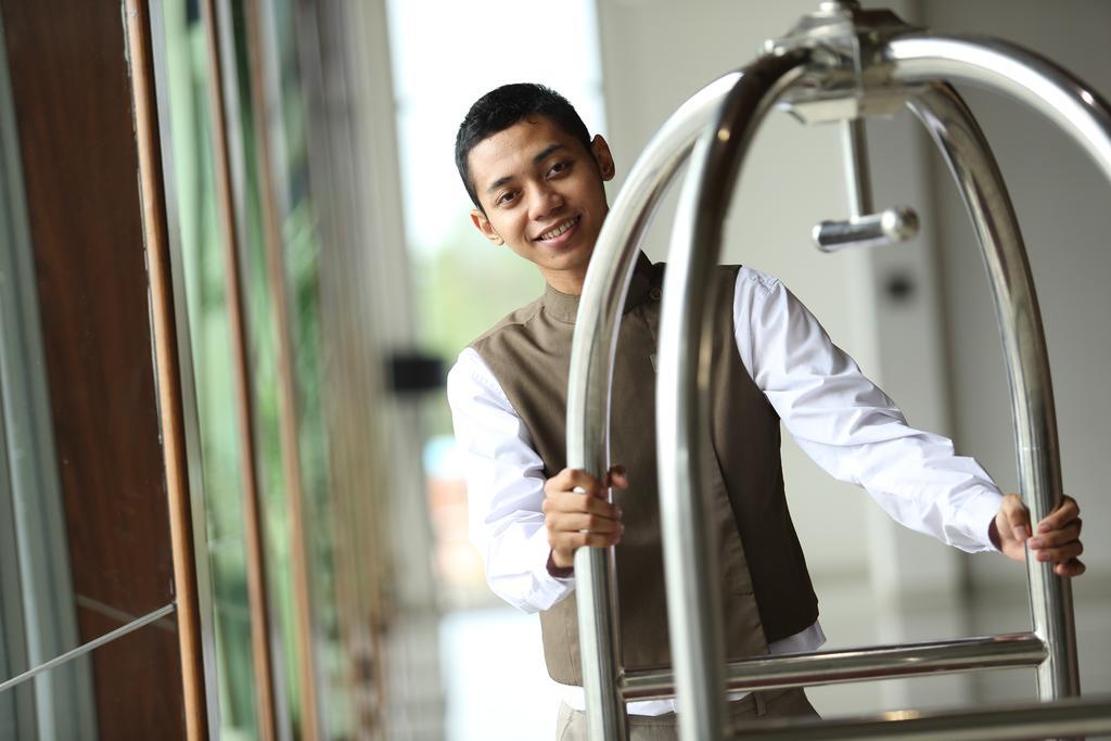 Novotel Banjarmasin Airport Banjarbaru Esterno foto
