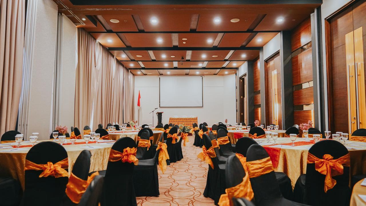 Novotel Banjarmasin Airport Banjarbaru Esterno foto